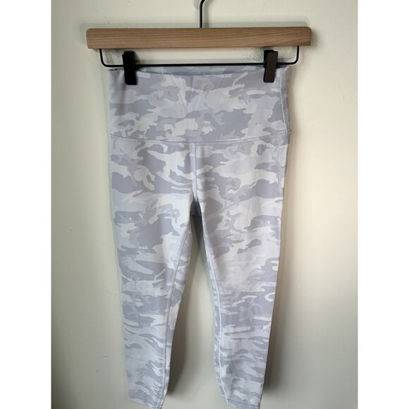 Lululemon Wunder Under Hi-Rise Tight Luxtreme 25"  Camo Size 6 - Picture 5 of 7